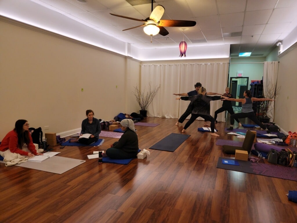 Classes / Bookings  arlingtonyogacenter